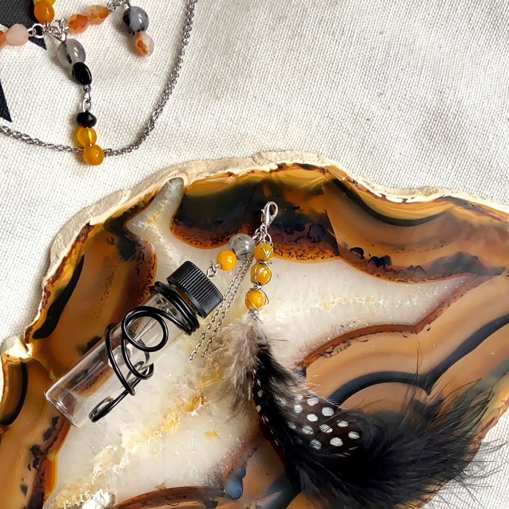 ⚡️ HANDMADE CITRINE QUARTZ FESTIVAL CHOKER ⚡️